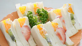 飯尾和樹のずん喫茶