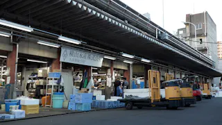 イチバで朝呑み