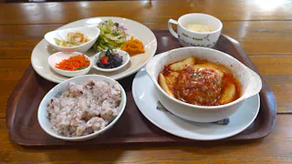 飯尾和樹のずん喫茶